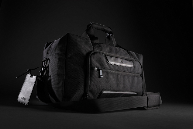 Дорожная сумка Swiss Peak Voyager из RPET AWARE™ с логотипом в Москве заказать по выгодной цене в кибермаркете AvroraStore