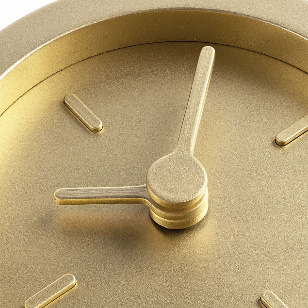 Часы настольные Bronco Sarah, золотистые с логотипом в Москве заказать по выгодной цене в кибермаркете AvroraStore