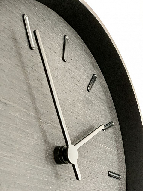 Часы настенные Beam, черное дерево с логотипом в Москве заказать по выгодной цене в кибермаркете AvroraStore