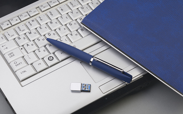 Ручка шариковая "Callisto" с флеш-картой 32Gb (USB3.0), покрытие soft touch с логотипом в Москве заказать по выгодной цене в кибермаркете AvroraStore