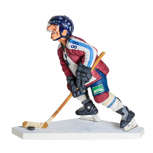 Скульптура "Хоккеист" с логотипом в Москве заказать по выгодной цене в кибермаркете AvroraStore