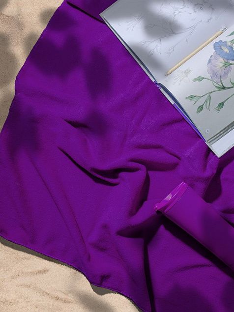 Флисовый плед Warm&Peace, фиолетовый с логотипом в Москве заказать по выгодной цене в кибермаркете AvroraStore