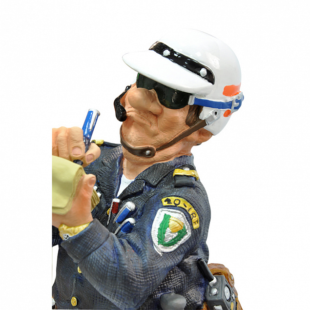 Скульптура "Полицейский" с логотипом в Москве заказать по выгодной цене в кибермаркете AvroraStore