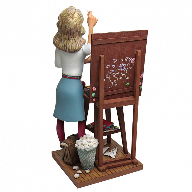 Скульптура "Учительница" с логотипом в Москве заказать по выгодной цене в кибермаркете AvroraStore