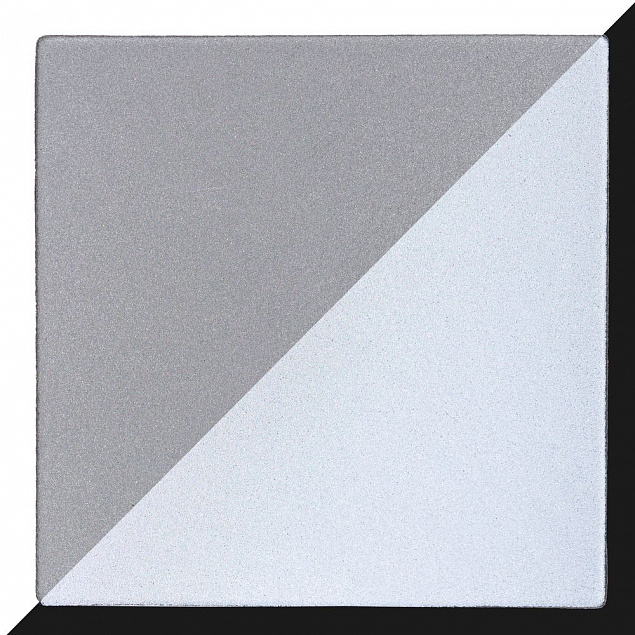 Лейбл светоотражающий Tao, L, серый с логотипом  заказать по выгодной цене в кибермаркете AvroraStore