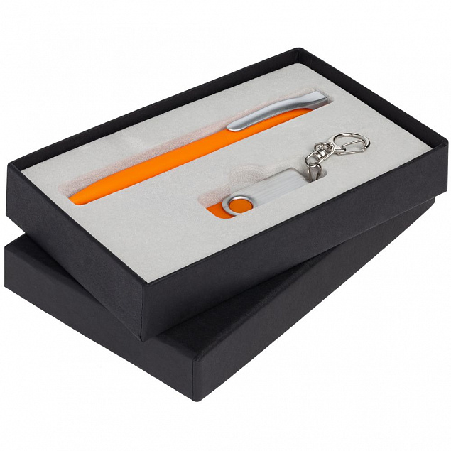 Набор Twist Classic, оранжевый, 16 Гб с логотипом  заказать по выгодной цене в кибермаркете AvroraStore