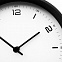 Часы настенные Weis, белые с черным с логотипом в Москве заказать по выгодной цене в кибермаркете AvroraStore