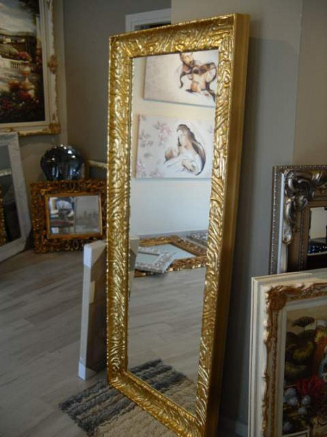 Зеркало Classic, в золотистой раме с логотипом в Москве заказать по выгодной цене в кибермаркете AvroraStore