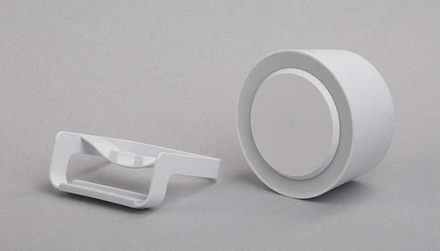 Bluetooth колонка-подставка "Smart Sound" с беспроводным (10W) зарядным устройством и подсветкой с логотипом в Москве заказать по выгодной цене в кибермаркете AvroraStore